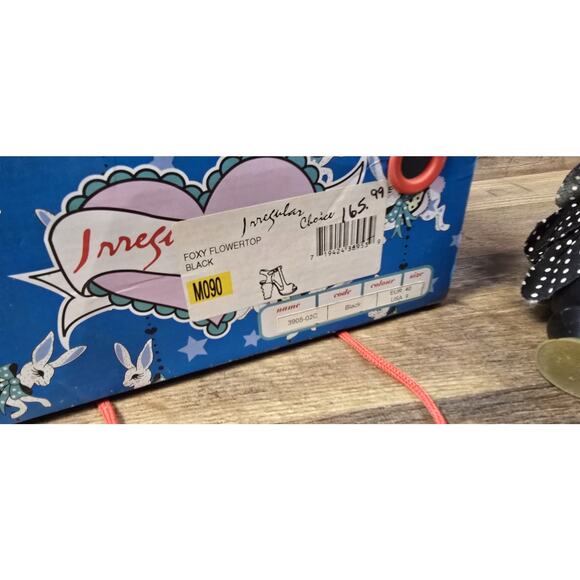 Foxy Flower Top Black Irregular Choice US Size 9/Eur Size 40 Pre Owned w Box - Picture 15 of 16